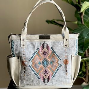 Nena & Co. Medium The Perfect Bag - New Moon